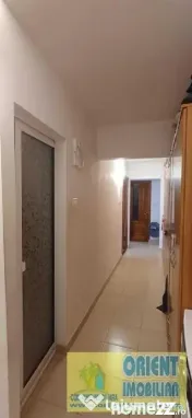 Casa de Cultura, de vanzare 3 camere, decomandat, et 1, gaze 