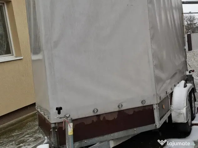 Remorca 2000 KG cu sistem de frânare