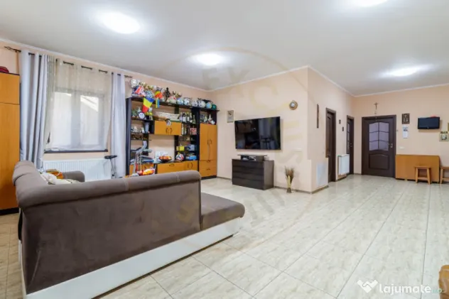 Casa Voluntari Spatioasa 300mp utili