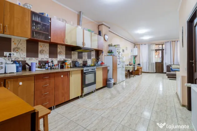 Casa Voluntari Spatioasa 300mp utili