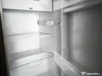 vanzare frigider argintiu HEINNER 90L