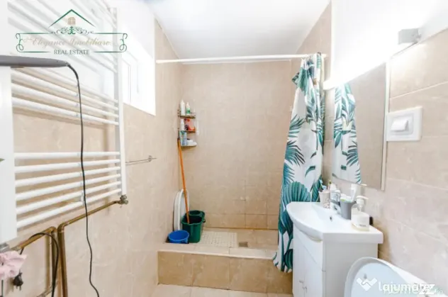 Apartament cu 3 camere, zona Piata Mica, Arad