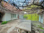 De vânzare casă și teren 1.425 mp - Podgoria 