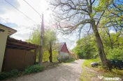 De vânzare casă și teren 1.425 mp - Podgoria 