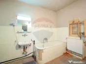 De vânzare casă și teren 1.425 mp - Podgoria 