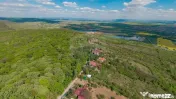 De vânzare casă și teren 1.425 mp - Podgoria 