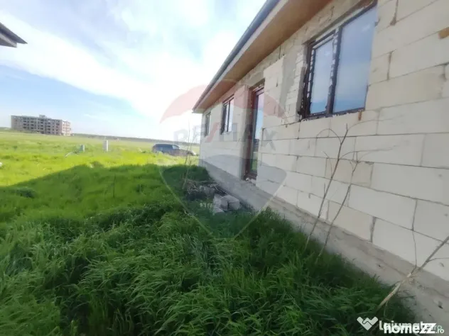 Casă zona de Nord