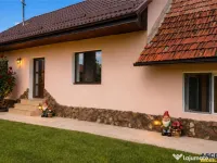 Farmecul unei casa sasesti,1.050 mp domeniu propriu,fantana, 
