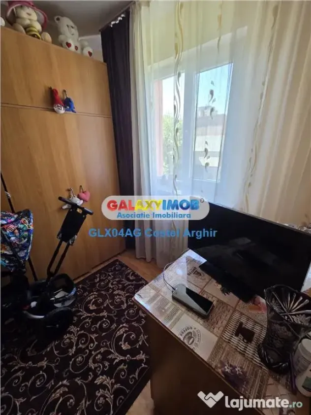 Vindem ap 2 cam SD , et 4, zona Kaufland Craiovei, mobilat