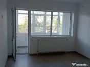 Schimb Apartament 2 camere Obor cu 3 sau casa 