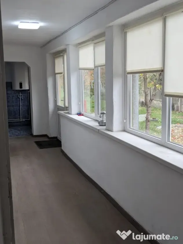 Proprietar,casa renovata,teren 2000 mp deschidere 113 m,Farcasele Olt