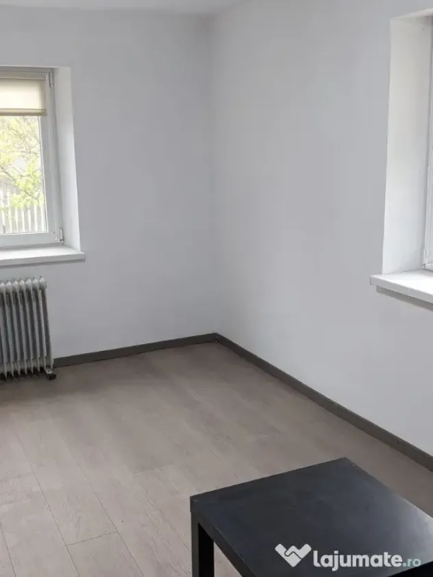 Proprietar,casa renovata,teren 2000 mp deschidere 113 m,Farcasele Olt
