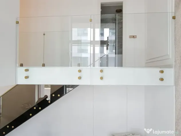 Balustrade interioare din sticla securizata