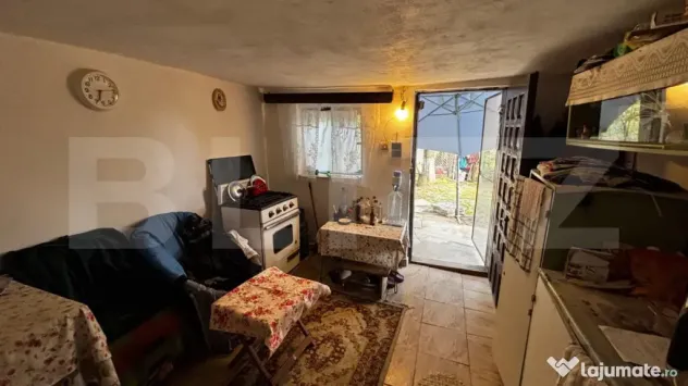 Casă de vacanță, 4200 mp teren, panoramă superbă, sat