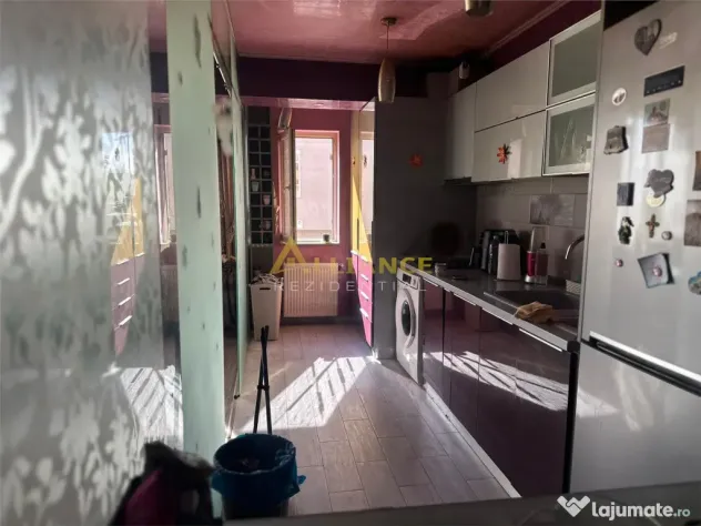 Ap. 3 camere | 94.7 mp | Parter | Mobilat si utilat | Parcar