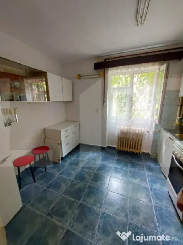 Apartament 2 camere, zona Grădiște