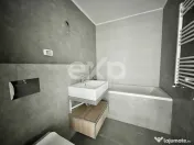 De vanzare apartament 2 camere parcare subterana piscina ext 