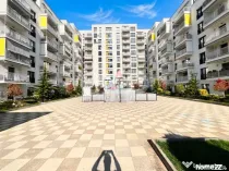 De vanzare apartament 2 camere parcare subterana piscina ext