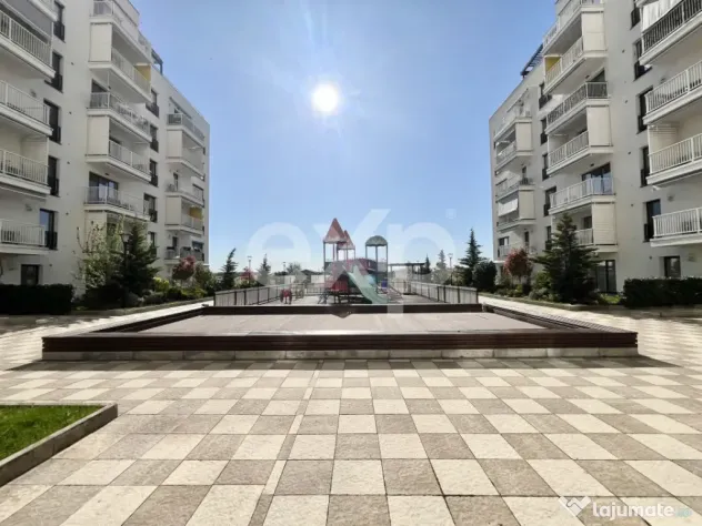 De vanzare apartament 2 camere parcare subterana piscina ext