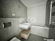 De vanzare apartament 2 camere parcare subterana piscina ext 