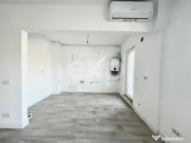 De vanzare apartament 2 camere parcare subterana piscina ext