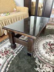 Masuta cafea clasica din lemn masiv 