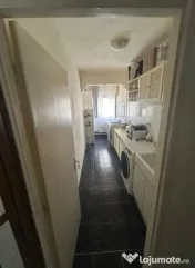 Apartament 2 camere, decomandat - zona Tractorul 