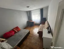 Apartament 2 camere, decomandat - zona Tractorul