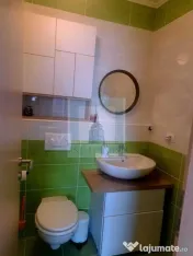 Apartament 3 camere + loc de parcare - zona Tractorul/Nic... 