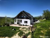 Casă spațioasă de vânzare în Țigănași – ideală pe 
