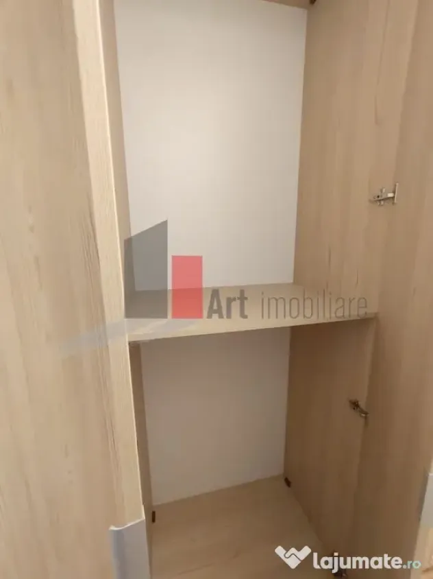 Prima închiriere apartament decomandat 3 camere - Bd. La...