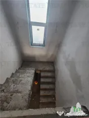 Vila 4 camere asfalt/incalzire pardoseala la 20 minute de me 