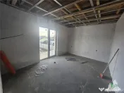 Vila 4 camere asfalt/incalzire pardoseala la 20 minute de me 