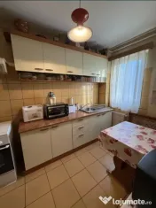 Apartament 3 camere, semidecomandat - zona Astra 