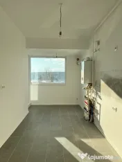 3 camere Decomandat-Gata de mutare –Zona Mall Colosseum 