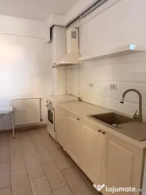 Muncii iancului studio ciresului