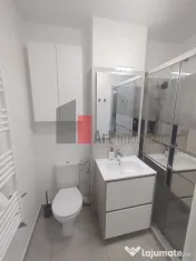 Vânzare apartament 3 camere Bd. Obregia - Pța Străduin... 