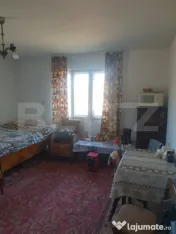 Casă cu 3 dormitoare și teren generos de 96 ari, aproape d 