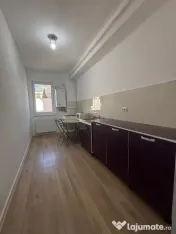 Ap. 1 cam decomandat, bloc nou, mobilat si utilat, se acceptă credit 