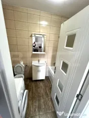 Apartament 3 camere decomandat, 62 mp, 2 bai, parcare, stra 