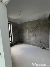 Casa de vanzare zona Carrefour 