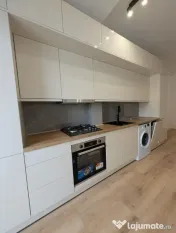 Apartament cu 3 camere, parcare subterana, în Florești, zona Eroilor! 
