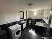 Casa de vanzare in Strejnicu – ideala pentru locuit sau in 