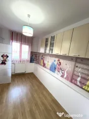 Inchiriere apartament 2 camere, dressing, zona Malu Rosu, 