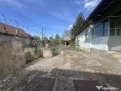 Casă de vânzare în Mureșeni, 1063 mp teren 
