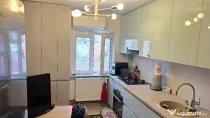 Vand apartament 2 camere decomandat in Deva, I. Maniu, etaj 3, mobilat
