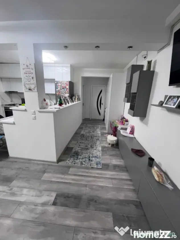 Apartament 3 camere, 71.62 mp, zona Lapus - Craiova (Dolj)