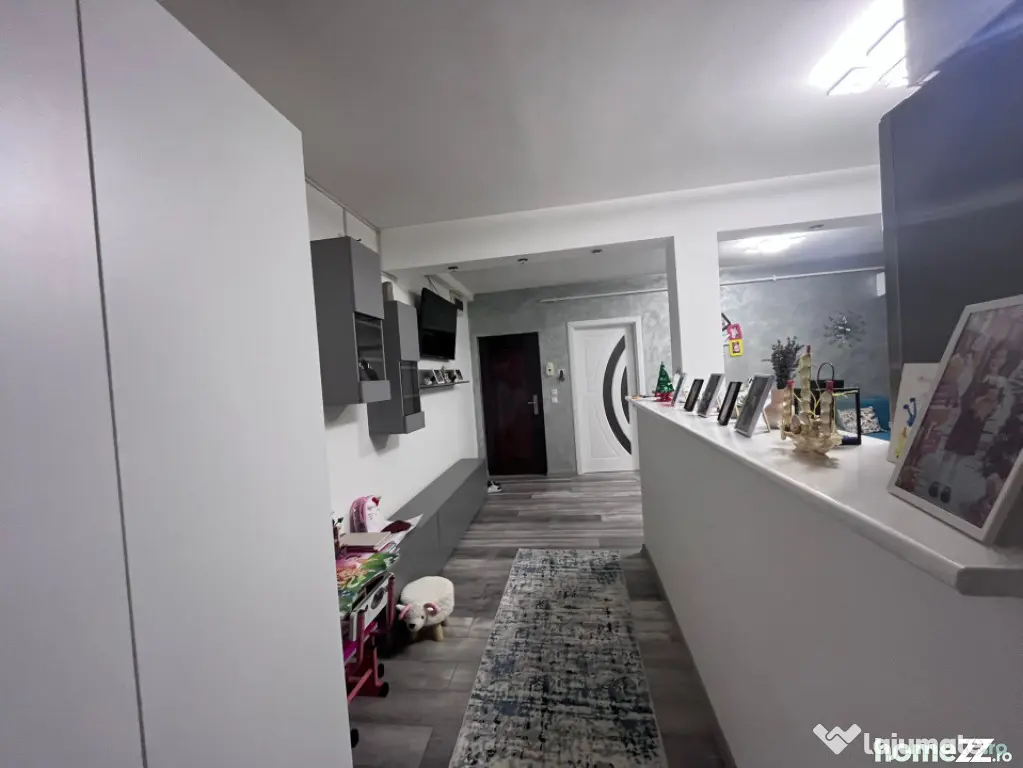 Apartament 3 camere, 71.62 mp, zona Lapus - Craiova (Dolj)
