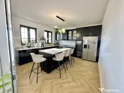 Casă superbă, pe un singur nivel, 284 mp, mobilată lux ?? 