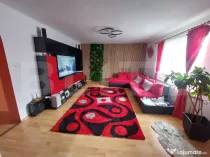 Apartament la casa, 3 camere, 96 mp utili + curte, Brasov